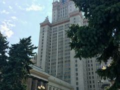 -莫斯科大学