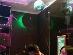 -方糖KTV-PLUS(世茂广场店)