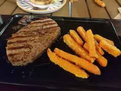 -必胜客(上海华谊新所店)