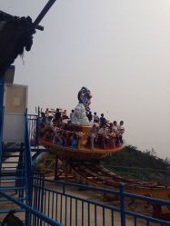 -窦王岭景区游乐场