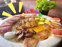 奶香小馒头-老姐石板烧烤+铜炭火锅(总店)