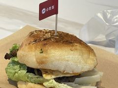 -必胜客(松雷店)
