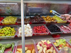 自助取餐区-老炳·七丛松甘草水果