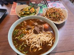 -亮亮面馆(经六路店)