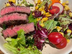 煎牛肉沙拉-Money Shops(愚园路店)