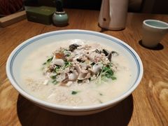 -沅江水·湖南家宴(南村万博长隆商圈店)