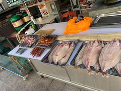 -煲来饱去冷水鱼