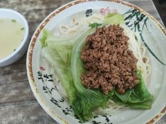 红味炸酱面-天府面庄(天平路店)