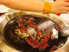 -山城年华老火锅(玉林店)