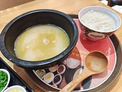 -妈妈故事米线(市府恒隆店)
