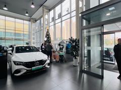 -上海德星奔驰(江杨南路店)