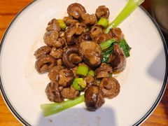 -房县土本味土鸡汤特色餐厅(沌口店)