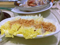 黄金娃娃菜-船梆煮•蒸汽海鲜·炉火烤肉(五四广场店)