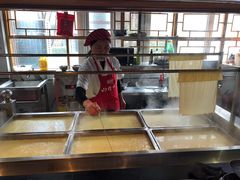 -靠山屯东北农家菜(八龙桥雅苑店)