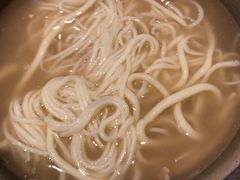 -亮亮面馆(经六路店)