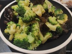 -鲁菜根·泰安菜(万达店)