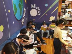 -西西弗书店&矢量咖啡(壹方购物中心店)
