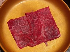 -牛YO寿喜烧·铁板烧和牛火锅自助(市府恒隆店)