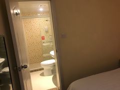 -如家酒店(上海外滩南京路人民广场地铁站店)