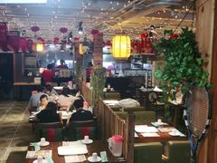 大堂-三个大叔烤羊肉串·炭炉砂锅菜(西三旗店)