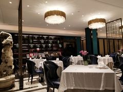 大堂-Yan Ting 宴庭中餐厅(上海静安瑞吉酒店)