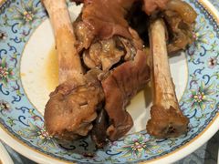 -汗腾格里·风味餐厅(新疆驻京办店)