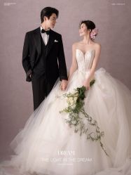 -雪中彩影婚纱摄影·品控旗舰店