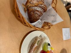 -麦田工坊(月湖店)