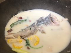 -咕嘟草帽鱼·牛奶一样的鲜鱼汤(包河万达广场创始店)