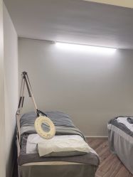 -花岐款式专研健康美甲沙龙