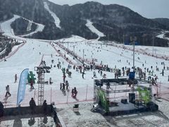 -鳌山滑雪度假区
