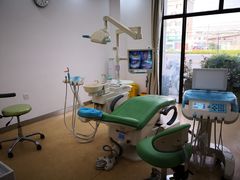 -赫尔森口腔·牙齿种植修复