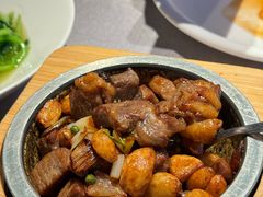 石锅烹制牛籽粒-芳满庭·江浙小馆(1912店)