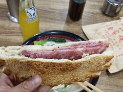 -吕记清真美食城(永兴服装街店)