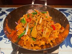 干锅纸片竹笋-绿茶餐厅(王府井永宁门店)