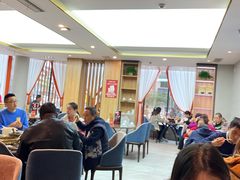 大堂-有红鸡毛店·川菜(建设路店)