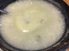 生滚生蚝粥-黄金粥港式·早晚茶(海阳路店)