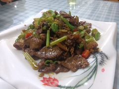 -芳芳餐厅(白沙路店)