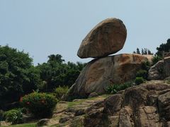 -东山风动石景区