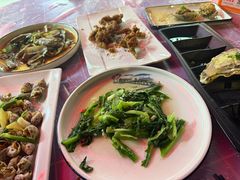 -鑫悦楼煎蟹·16年海鲜大排档