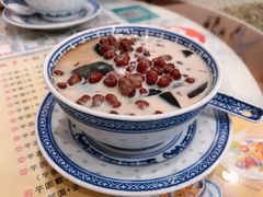 台湾烧仙草-广信牛奶甜品世家(台东店)