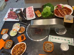 -老熟人烤肉城(马家堡店)