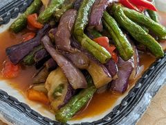 虎皮辣子炒茄子-维吾尔餐厅(宜山路店)