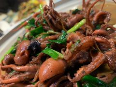 -依江春水烤鸭店