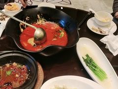 -大理实力希尔顿酒店御璽中餐厅YUXI – CHINESE RESTAURANT