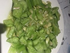 -洁神饭庄·海鲜·青岛菜·30年老字号(五四广场店)