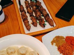 -娜仁图雅蒙古美食村(33小镇店)
