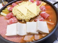 -博姆炸鸡精品餐厅(常发广场店)