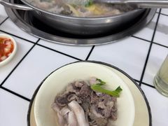 -周良天山牛杂城(天山路总店)
