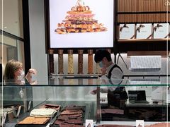 -Laderach 莱德拉(上海环贸iapm店)